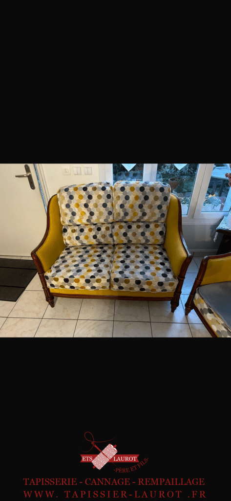 tapissier Val d'Oise 95 23 Restauration de canapé à Taverny (95150)