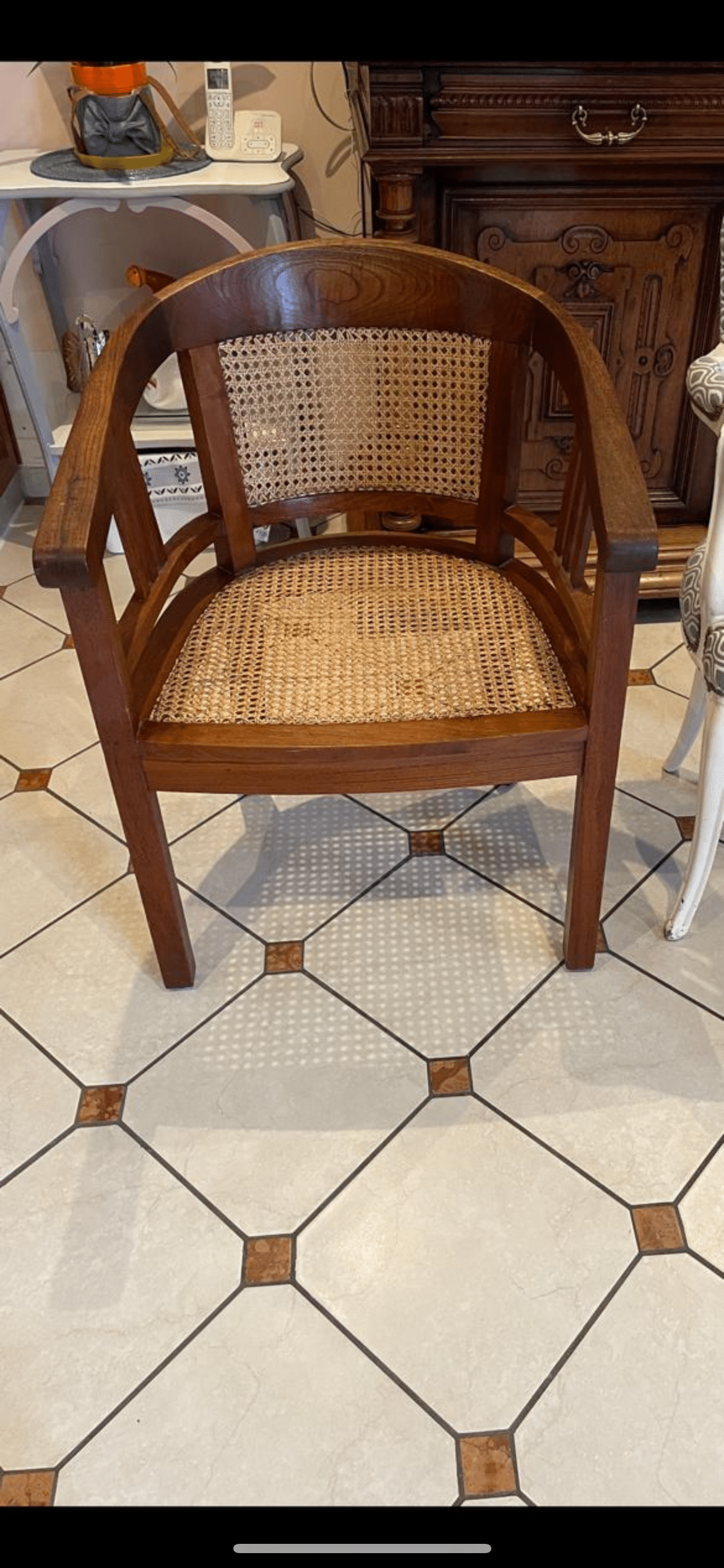 Rempaillage de chaise à Paris