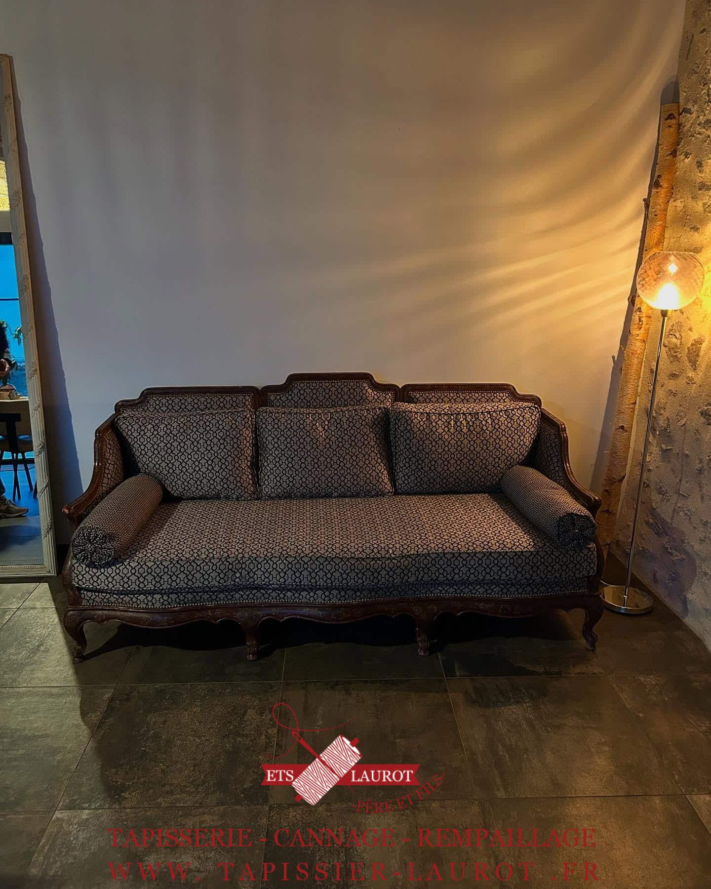 Tapissier ile de France paris 29 Refection canapé vaudancourt 60240 Oise