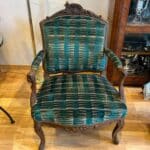tapissier-hauts-de-seine 33 Réfection fauteuil Louis XIV Neuilly sur Seine 92 #hautsdeseine #neuillysurseine #attisan #tapissier #fauteuil
