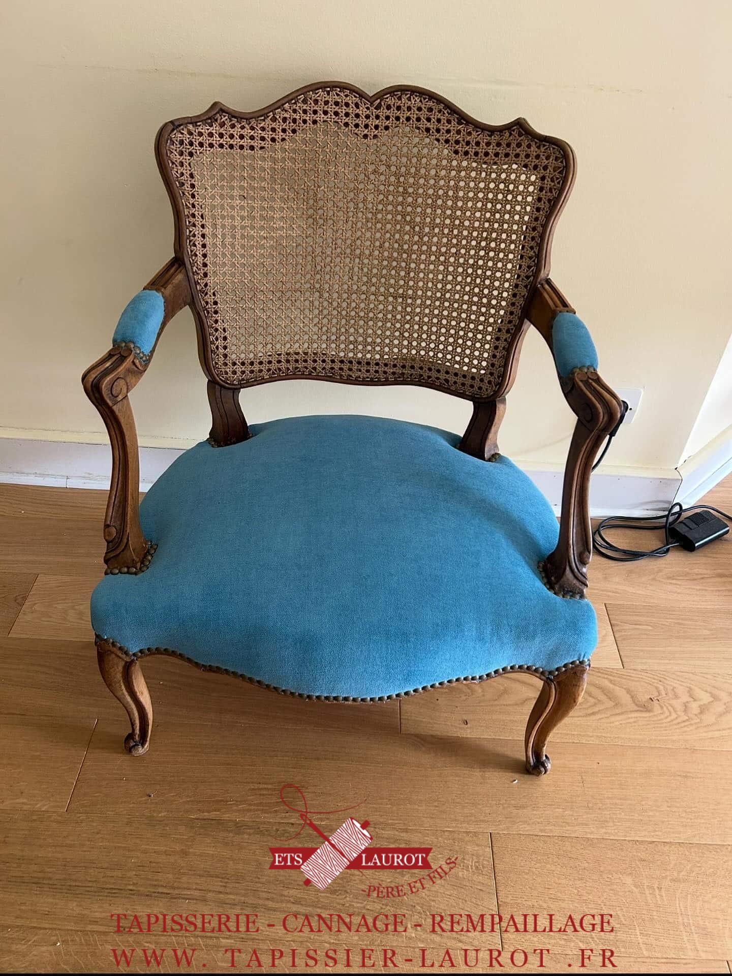 Chaise B32 (Cesca, Marcel Breuer) 16 Réfection fauteuil cabriolet dossier cannage assise en tapisserie tissus amara-10 turquoise Maisons-Laffitte 78600 Yvelines