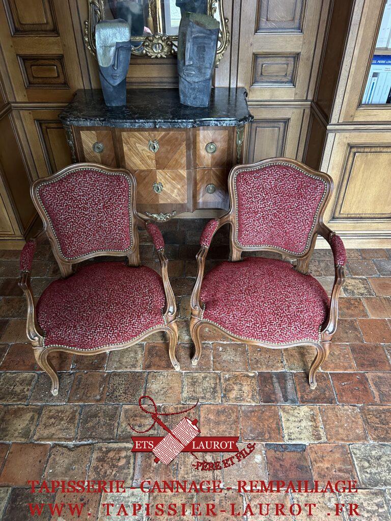 réfection de fauteuils de style Louis 15