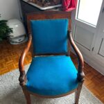 Chaville 1 Réfection de fauteuil au dauphin cabriolet de style Empire - Consulat en acajou du 19eme siècle à Suresnes (92150).