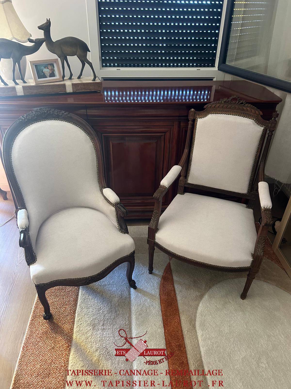 Réfection traditionnelle d’une bergère Louis XV et d’un fauteuil Louis XVI à Versailles
